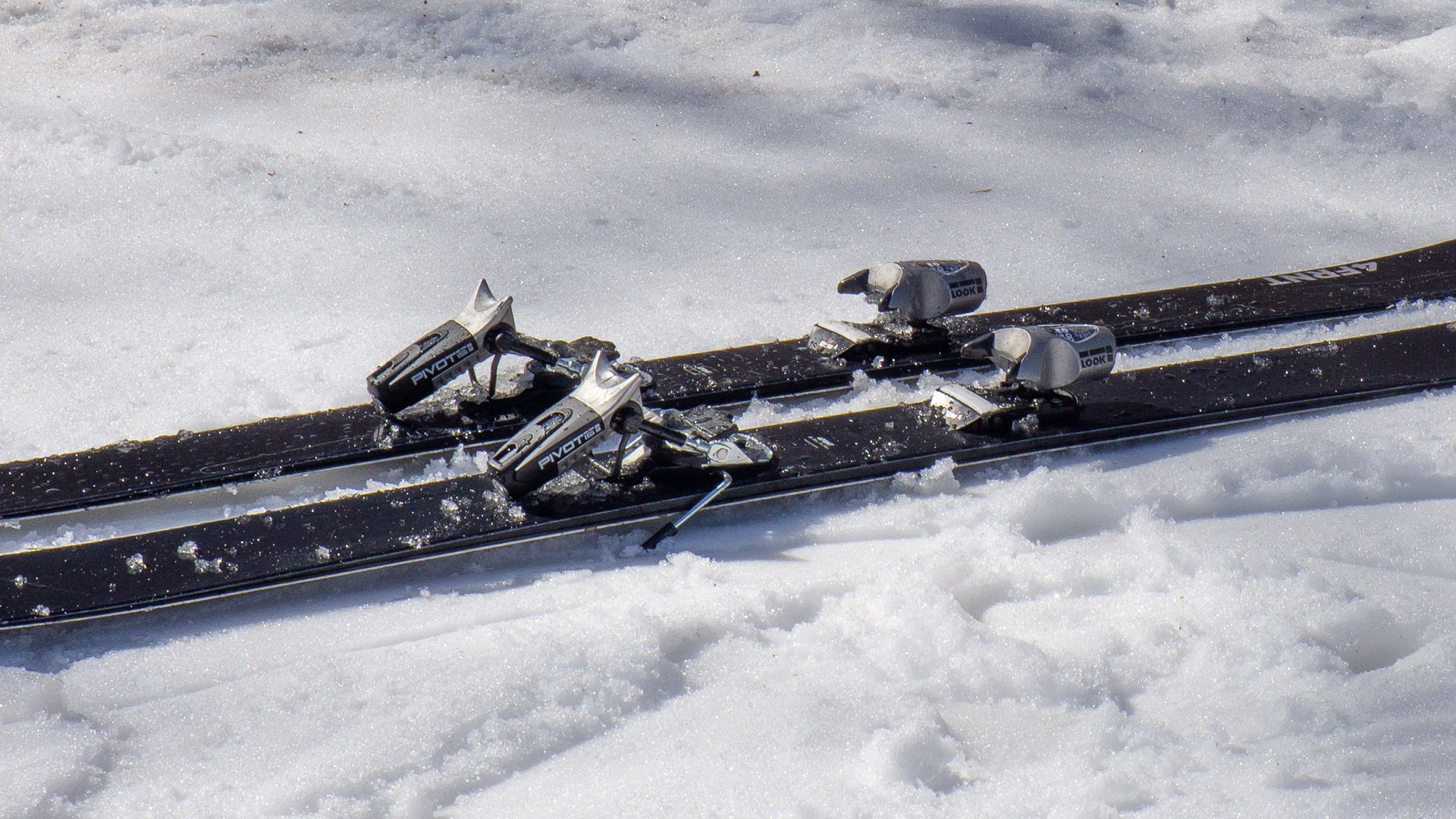 Ski Bindings
